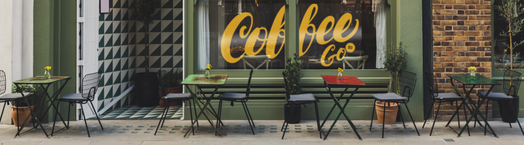 Adesivi per vetrine – Esterni o Interni?